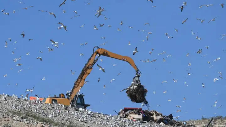 Problemi s odlaganjem otpada - Karepovac gotovo pun, Lećevica se otvara tek 2028.