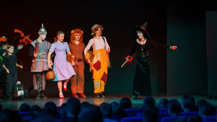 Max teatar Kaštelanima donosi nagrađivanu hit-predstavu "Čarobnjak iz Oza!"