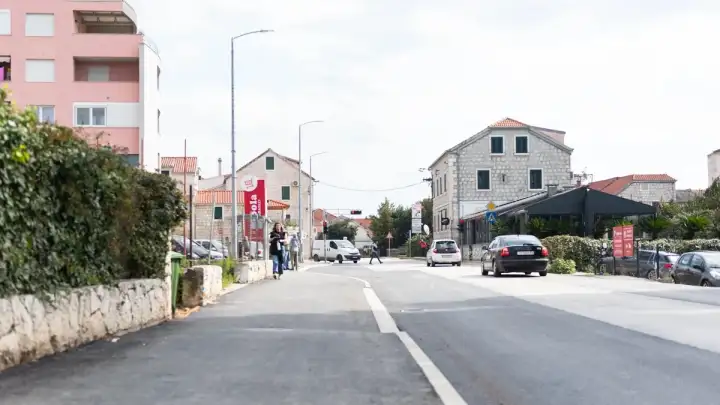 Završen nogostup u Kambelovcu ispred pošte nakon maratonskog izvlaštenja 