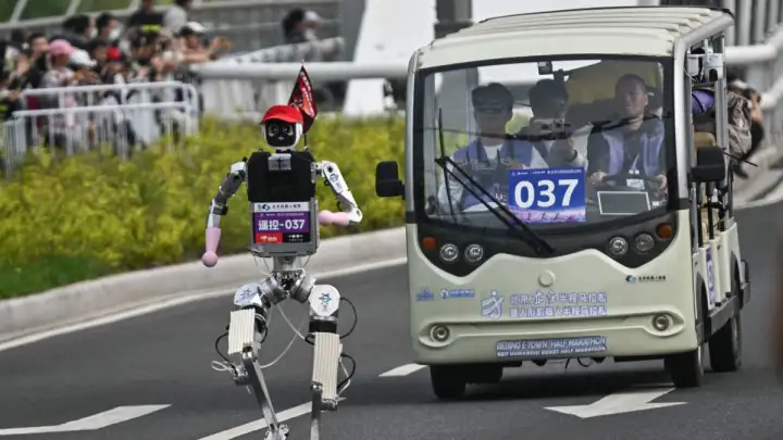 Robot proglašen pobjednikom pekinškog polumaratona