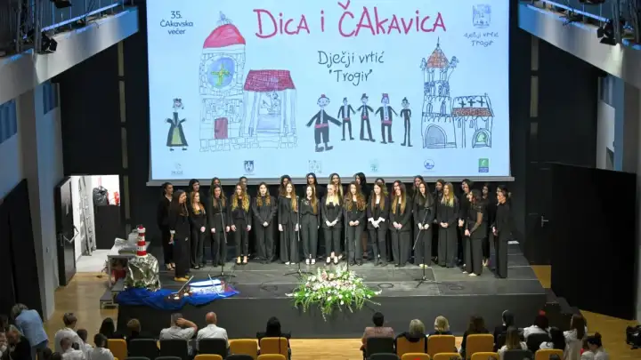 STOTINE MALIH ČAKAVACA NA SUSRETU U TROGIRU