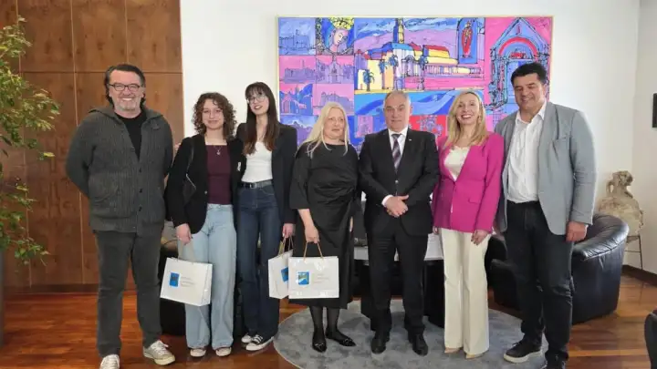 Mladi diplomati iz Splita u svjetskom vrhu: Župan primio učenice koje su predstavljale Hrvatsku u Ujedinjenim narodima