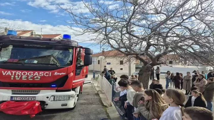 U Osnovnoj školi Slatine uspješno provedeno vježba evakuacije