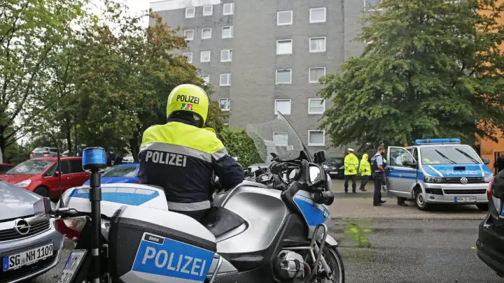 Njemačka policija: U tijeku je talačka kriza s više osoba u banci na zapadu zemlje