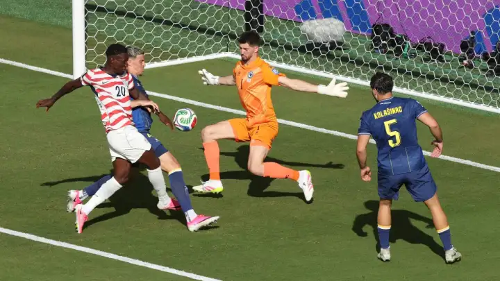 SP: SAD - Bosna i Hercegovina 2-0
