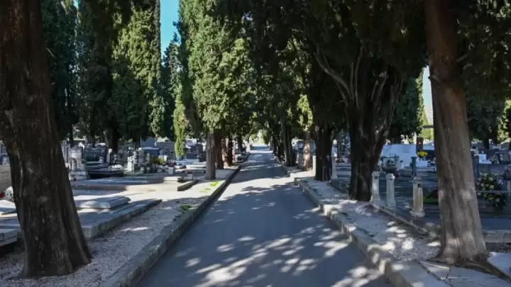 TROGIR HOLDING PREUZEO GROBLJA: OBVEZNA PRETHODNA NAJAVA SVIH UKOPA I ISPRAĆAJA