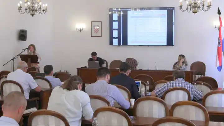 GV Trogira: Uredit će se obalni pojas na Čiovu, usvojen rebalans proračuna, veće plaće za radnike Holdinga