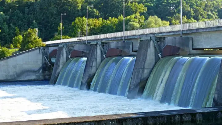 Ipak nisu odustali: Miletići će ponovno pokušati obnoviti hidroelektranu na izvoru Jadra