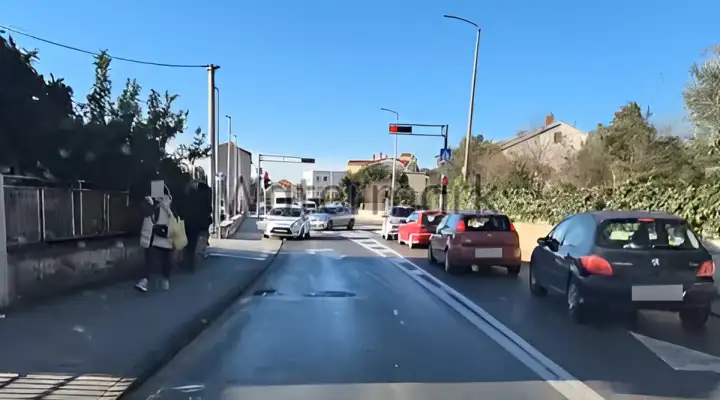hitna jurca 1