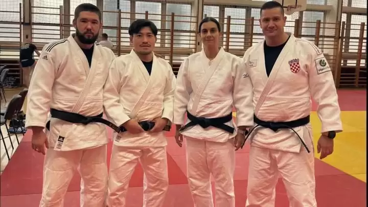 JK Dalmacijacement: Katarina Barić, Josip Barić, Lovre Barišić i Yuji Aida obnovili trenerske licence