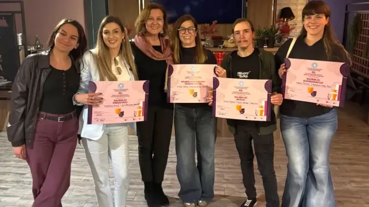 Kaštelansko kazalište s „Markom Polom” osvojilo četiri nagrade na županijskoj smotri amaterskih kazališta u Sinju