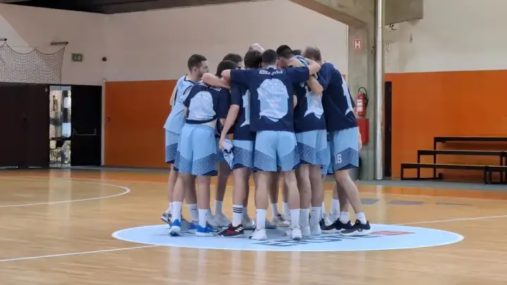 Dan za klupsku povijest: nakon velikog uspjeha kadeta, seniori KK Ribola Kaštela dvokorakom izborili prvoligaško finale i stigli na korak do premijer lige