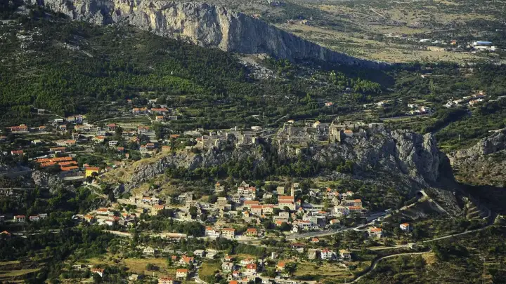 Obavijest o zatvaranju Ulice Miloša Parizovića