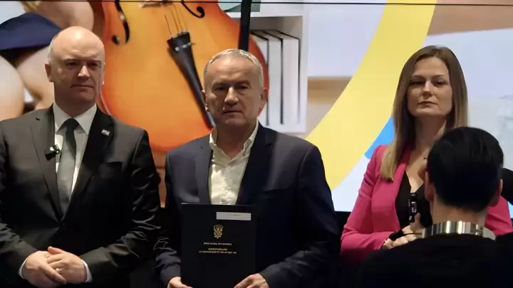 Potpisan ugovor u sklopu javnog poziva „Program provedbe edukativnih, kulturnih i sportskih aktivnosti za predškolsku djecu te djecu od 1. do 4. razreda osnovne škole u lokalnim zajednicama