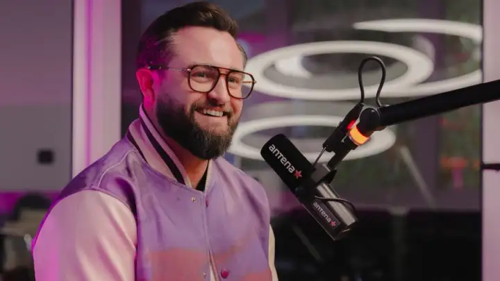 Matija Cvek u samo dva sata prodao više od 1000 ulaznica za Arenu, a kći ga je rasplakala uživo u eteru: