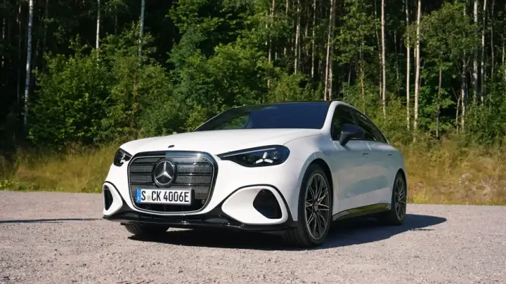 Novi Mercedes C-klasa Electric: Luksuzni EV koji cilja na tron Tesle Model 3