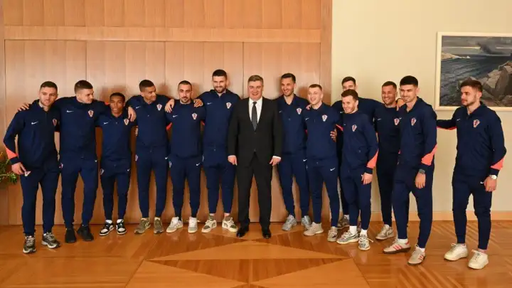 Predsjednik Milanović primio igrače i članove stručnog stožera „brončane“ Hrvatske futsalske reprezentacije - Predsjednik Republike Hrvatske - Zoran Milanović