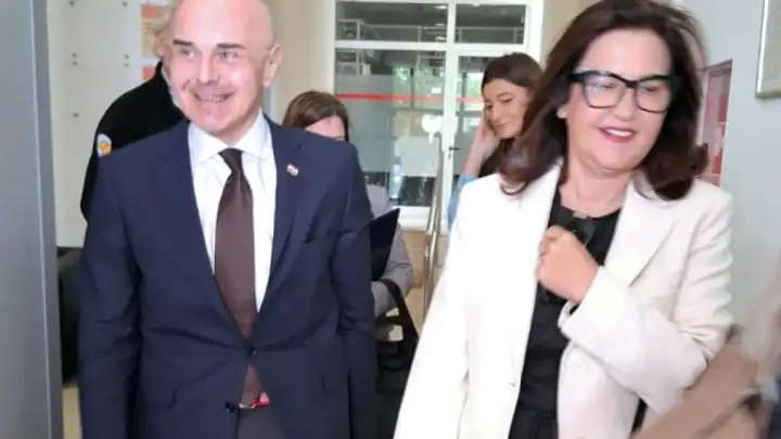 Ministar Ružić najavio nova zapošljavanja u splitskom Zavodu za socijalni rad