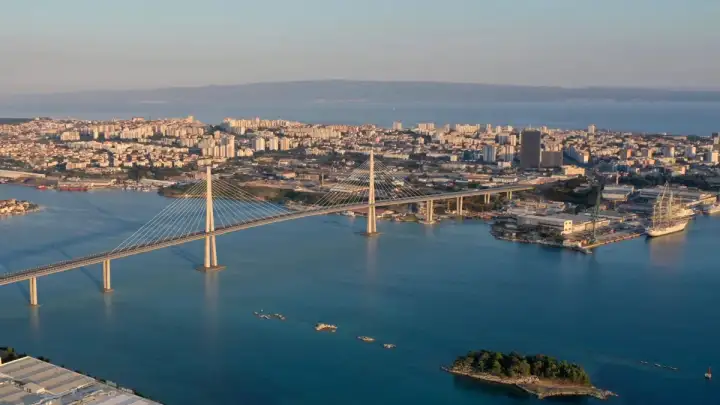 Natječaj za most preko Kaštelanskog zaljeva: Pobjednički projekt tehnički upitan i vizualno neusklađen s okolišem