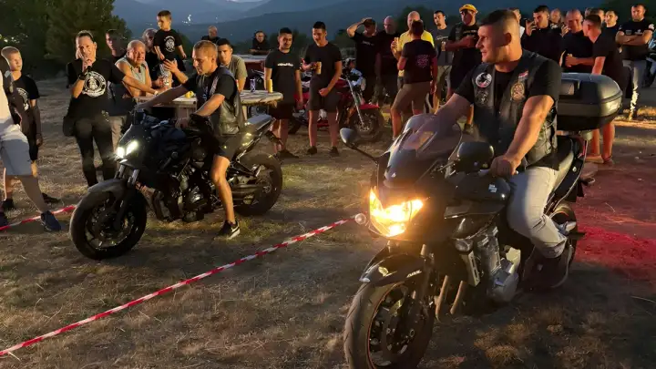 Deset tisuća ljudi i fešta s velikim srcem: peti Moto susret Klis ponovno pogodio u sridu
