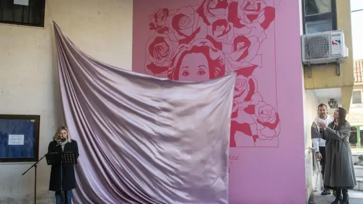 Otkriven mural Zdravki Krstulović u Porinovoj ulici