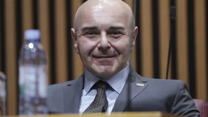 Ministar Ružić: U prosjeku se posvaja 164 djece na godinu