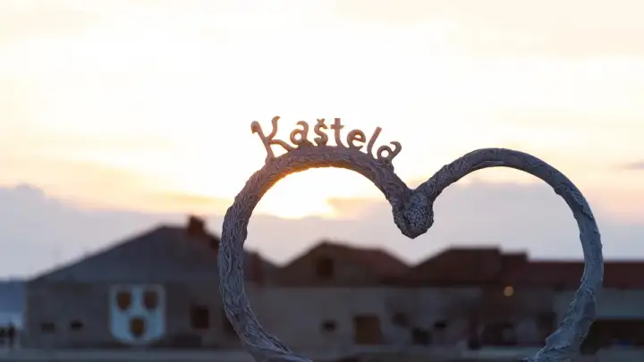 Turistički promet u Kaštelima: Ožujak potvrdio izrazitu sezonalnost destinacije