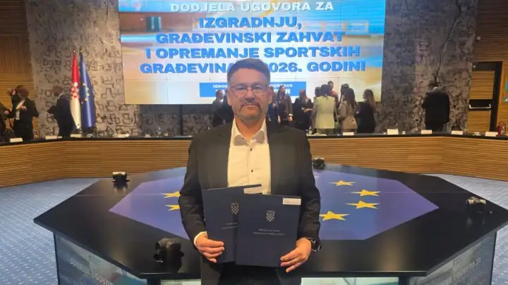 Solinu 540 tisuća eura za moderne terene u Vranjicu i nove prostorije za HNK Sloga Mravince