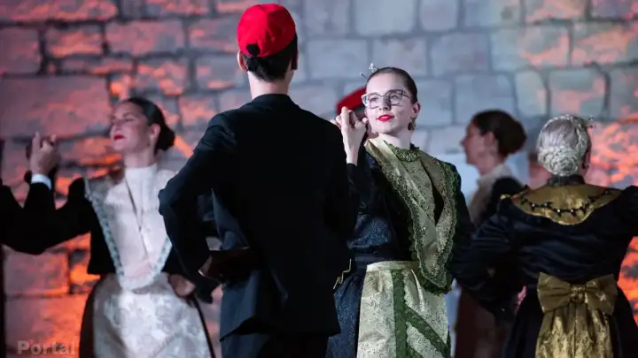 nostalgija folklor 113n