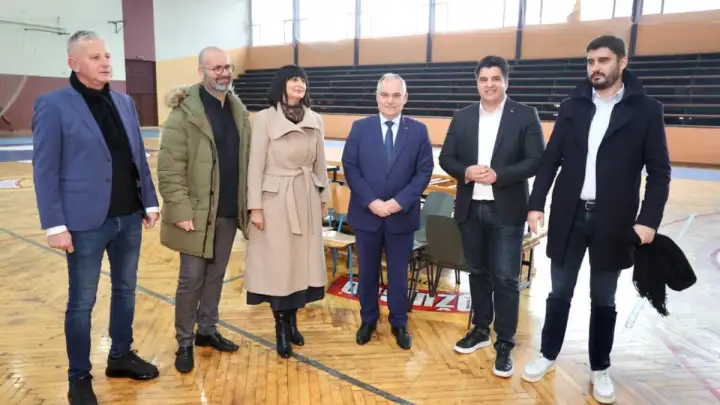 Splitsko-dalmatinska županija kreće u veliki investicijski ciklus u školstvu: Sinj prvi na redu s obnovom sportske dvorane vrijednom 2,3 milijuna eura!