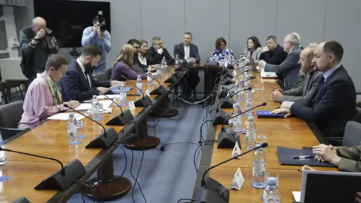 Okrugli stol: Sindikati za veća primanja; Vlada - u okviru mogućnosti učinjeno sve