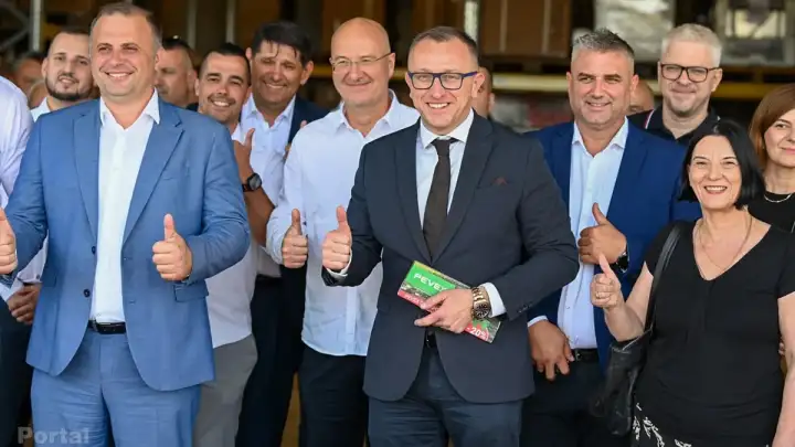 otvorenje pevex dugopolje 018n