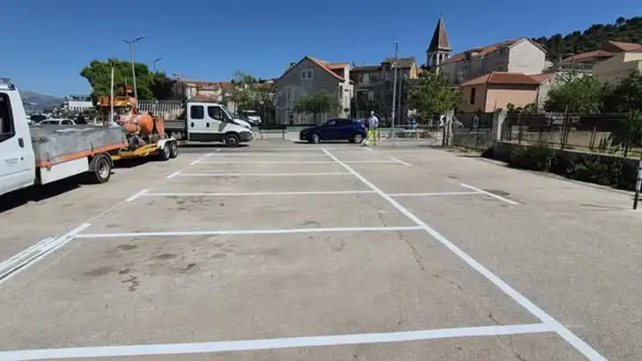 U Trogiru kreće naplata parkiranja kod Doma zdravlja, na Malom moru i Čiovu