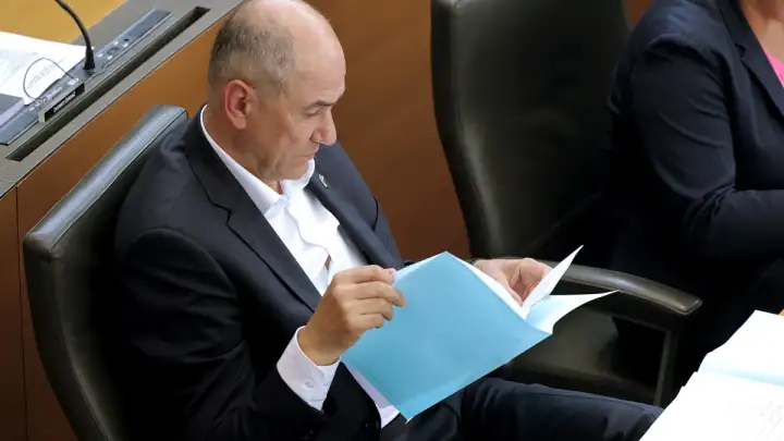 Slovenci iduće nedjelje biraju između liberala i populista