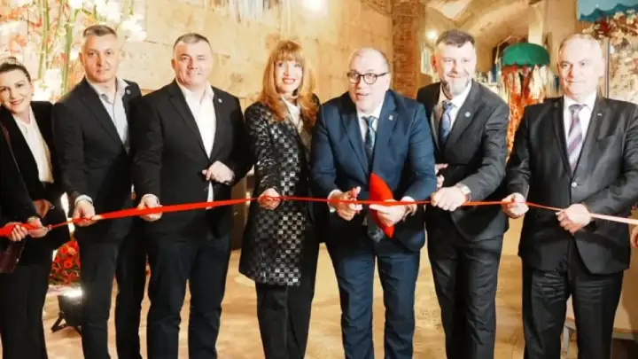 Split procvao u bojama proljeća: Otvoren 49. Praznik cvijeća i obrtništva