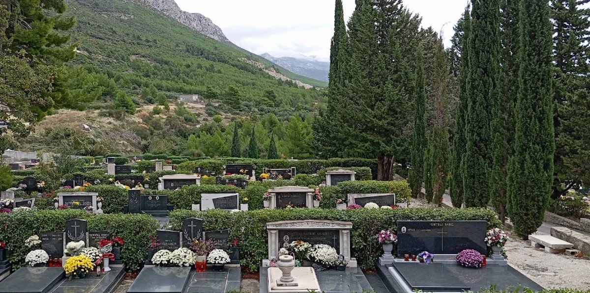 Planovi za širenje groblja: Sućurac i Gomilica u proceduri, Lukšić zapeo na imovinsko-pravnim odnosima