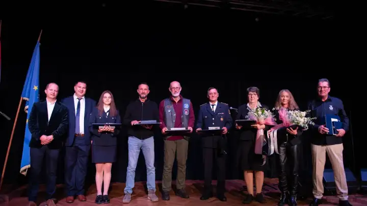 Svečana sjednica povodom Dana Grada: Kaštela danas dišu novim životom zahvaljujući razvoju kroz brojne projekte (FOTO)