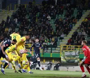 HNL: Dinamo nadomak naslova prvaka nakon 2-0 u Puli