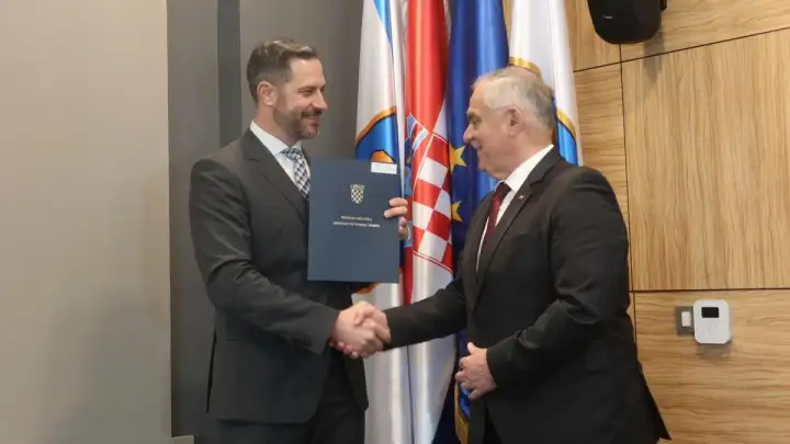 Šest turističkih ambulanti za sigurniju sezonu u Splitsko-dalmatinskoj županiji