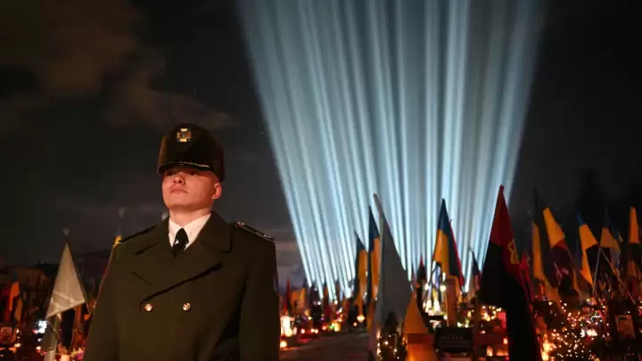 Zelenskij na četvrtu godišnjicu agresije: Ukrajina brani svoju neovisnost 