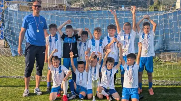 Nogometaši USŠ Sport Talent Solin osvojili turnir u Pločama